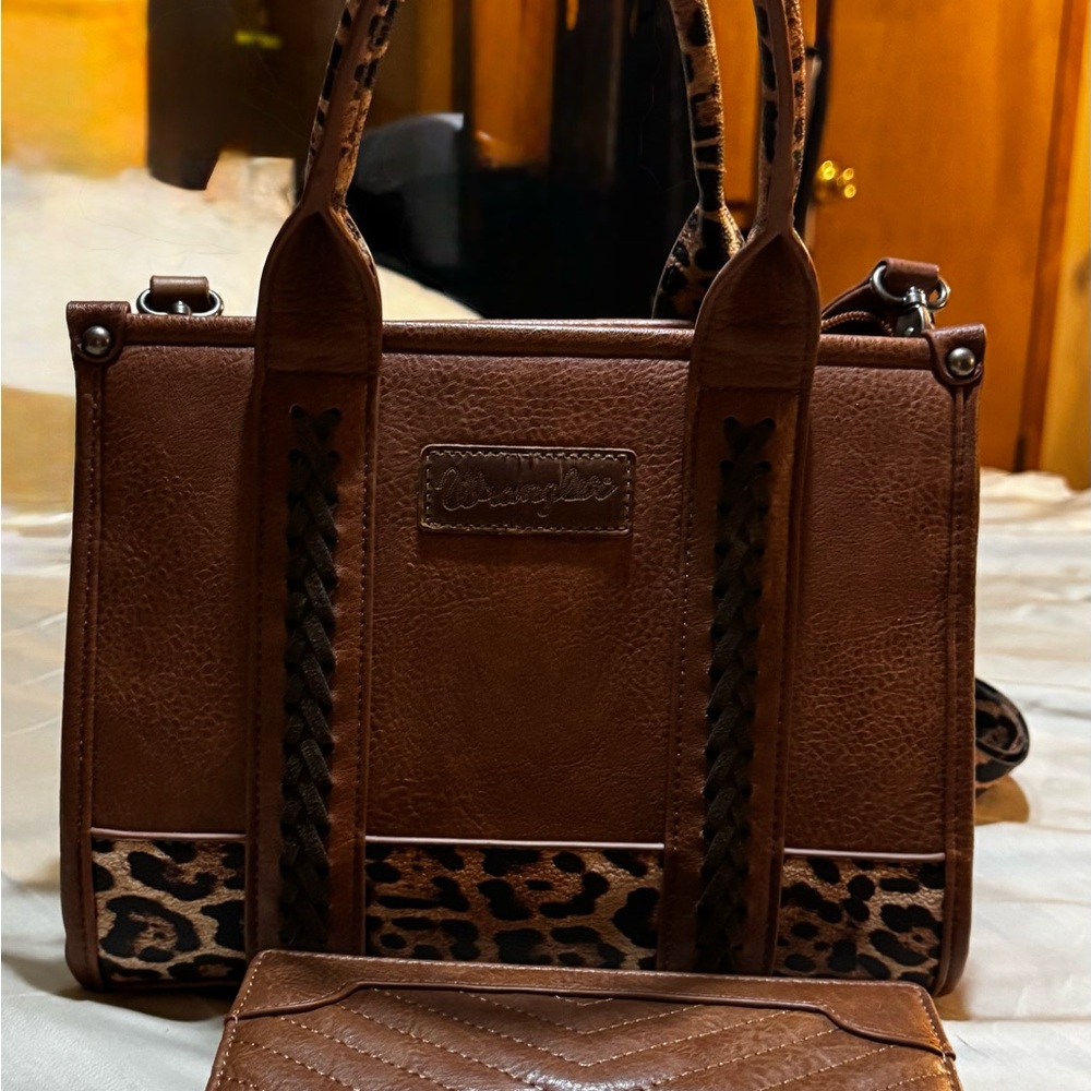 Wrangler Brown with leopard accents with matching wallet in new condition